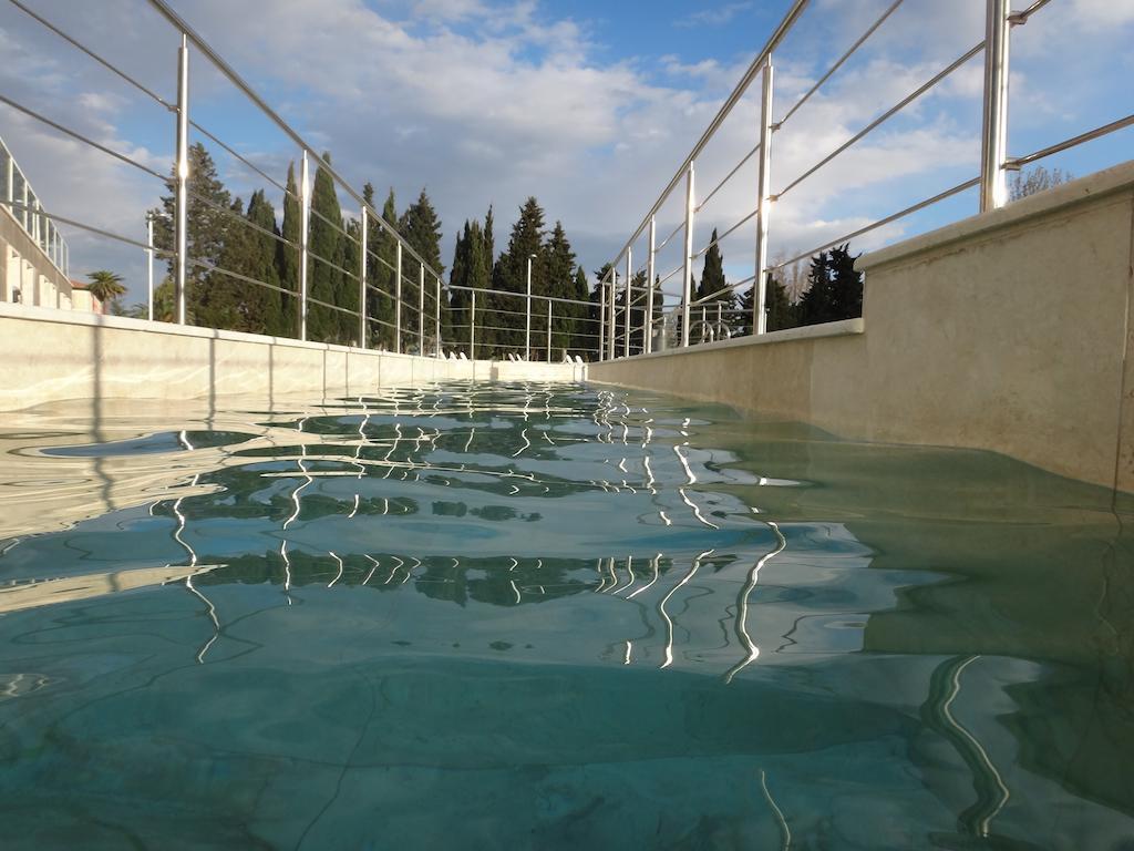 Terme Di Venturina Hotel เวนตูรีนา แตร์เม ภายนอก รูปภาพ