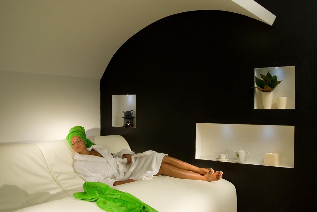 Terme Di Venturina Hotel เวนตูรีนา แตร์เม ภายนอก รูปภาพ
