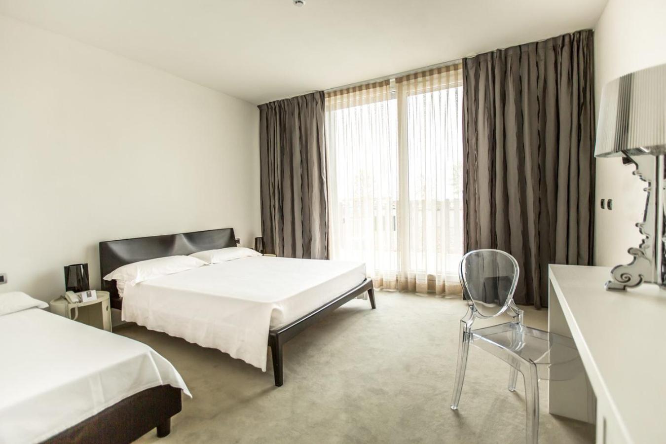 Terme Di Venturina Hotel เวนตูรีนา แตร์เม ภายนอก รูปภาพ