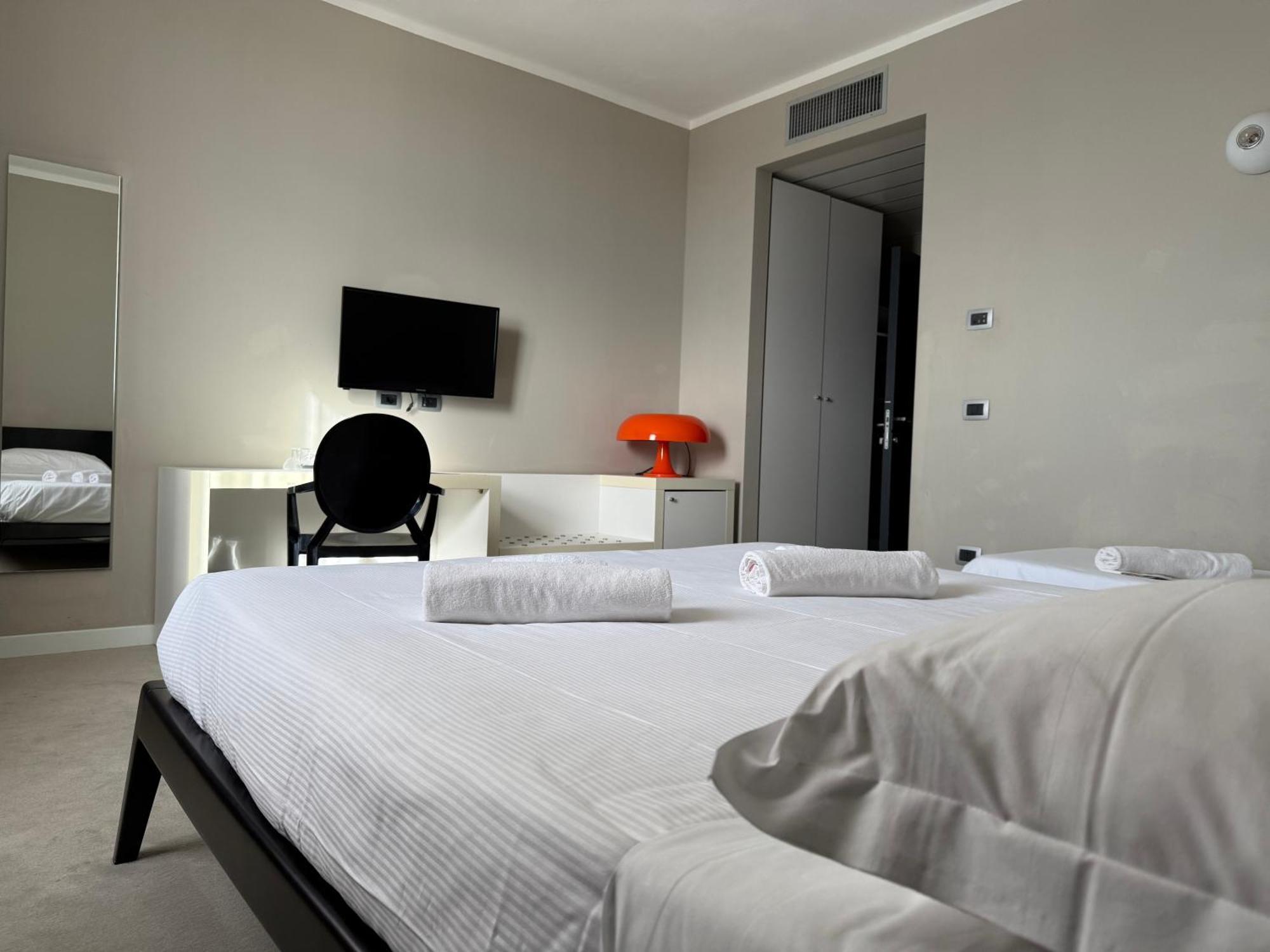 Terme Di Venturina Hotel เวนตูรีนา แตร์เม ภายนอก รูปภาพ