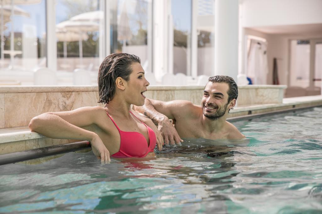 Terme Di Venturina Hotel เวนตูรีนา แตร์เม ภายนอก รูปภาพ
