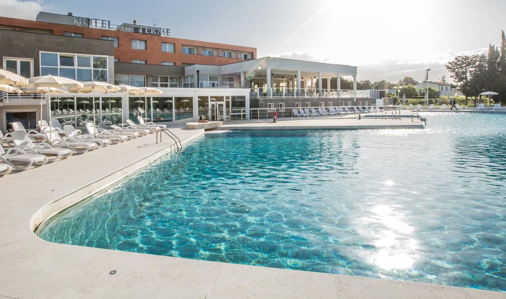 Terme Di Venturina Hotel เวนตูรีนา แตร์เม ภายนอก รูปภาพ