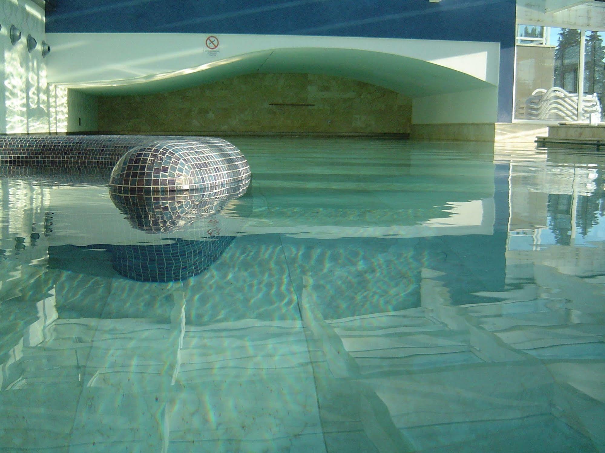 Terme Di Venturina Hotel เวนตูรีนา แตร์เม ภายนอก รูปภาพ
