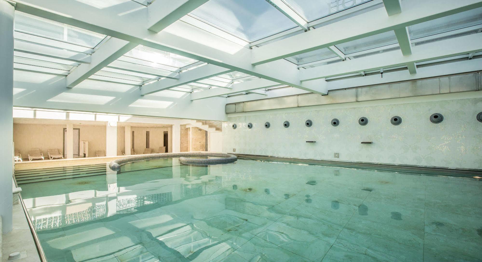 Terme Di Venturina Hotel เวนตูรีนา แตร์เม ภายนอก รูปภาพ